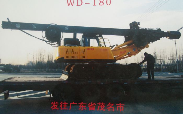 发往广东茂名的凯澳WD-180履带式旋挖钻机